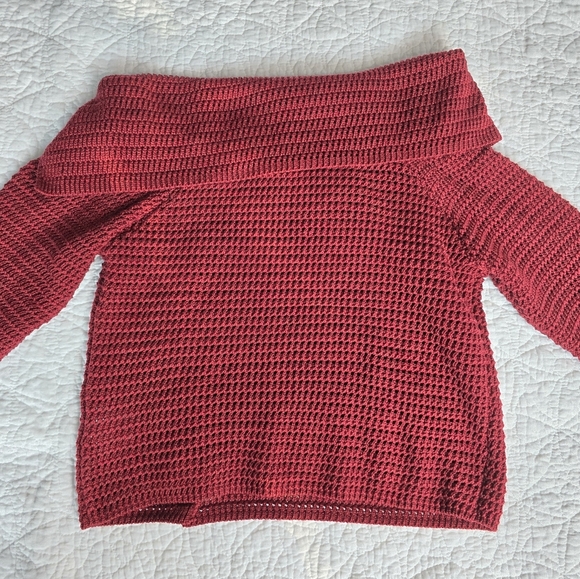 Commense Off Shoulder Cowl Neck Knit Cropped Button Burgundy Sweater - Picture 8 of 12